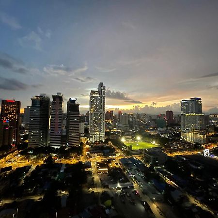 Mercu Summer Suite Klcc By Minshuku Куала Лумпур Екстериор снимка