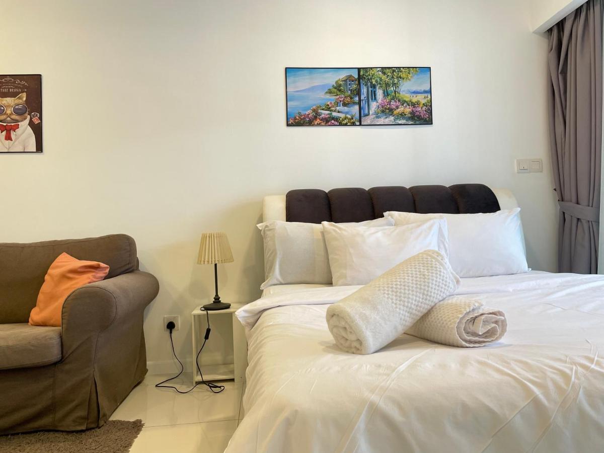 Mercu Summer Suite Klcc By Minshuku Куала Лумпур Екстериор снимка
