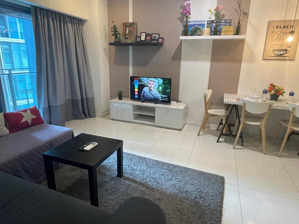 Mercu Summer Suite Klcc By Minshuku Куала Лумпур Екстериор снимка