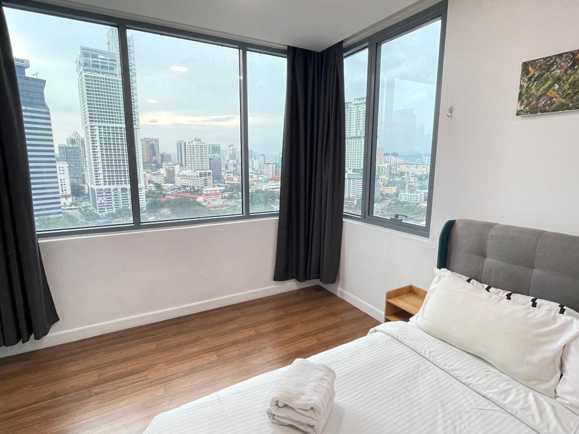 Mercu Summer Suite Klcc By Minshuku Куала Лумпур Екстериор снимка