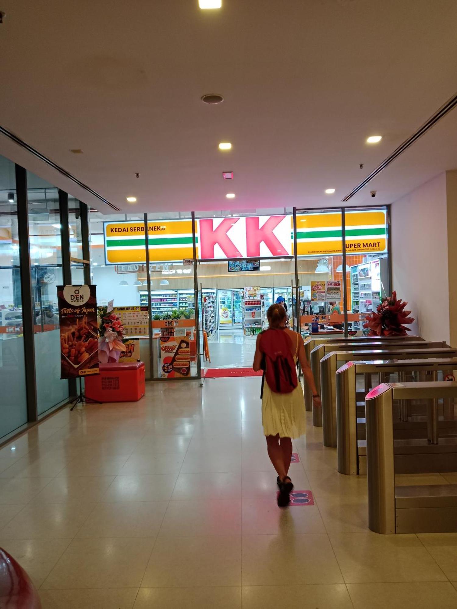 Mercu Summer Suite Klcc By Minshuku Куала Лумпур Екстериор снимка